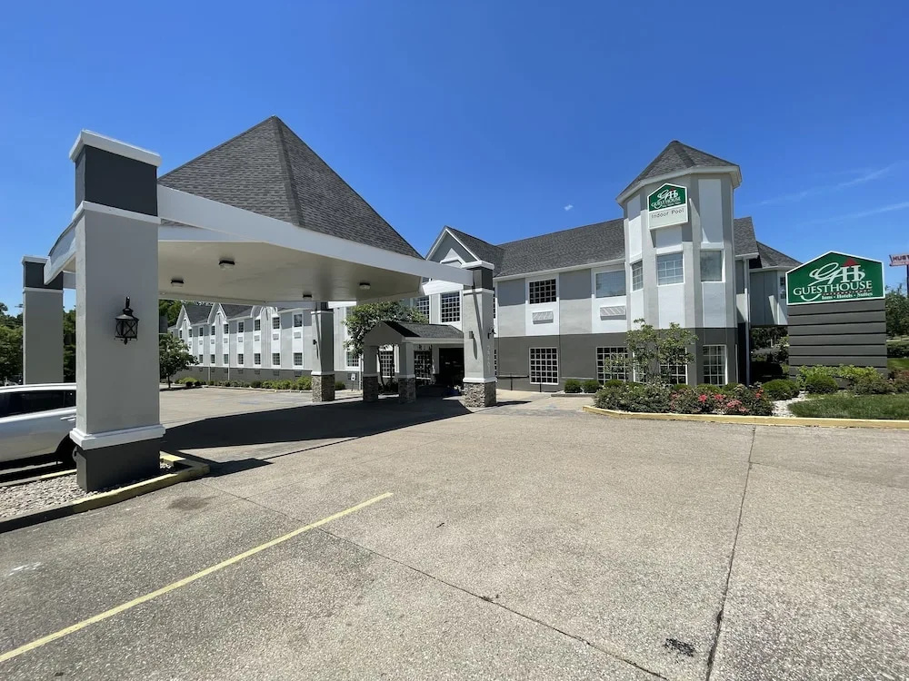 photo 1 of Ramada Limited