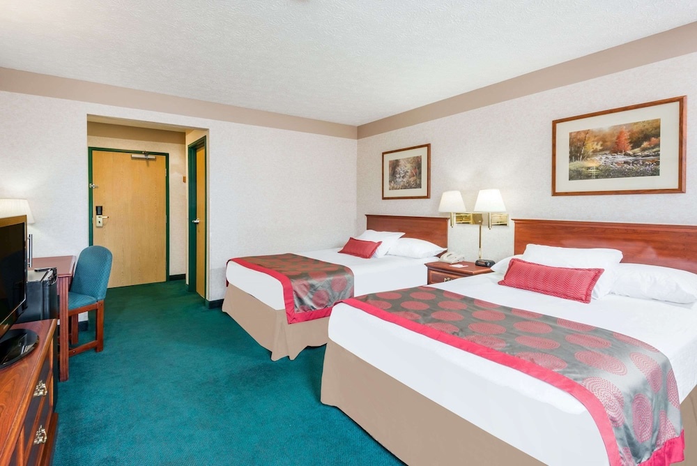 photo 1 of Ramada Limited Strasburg Dover