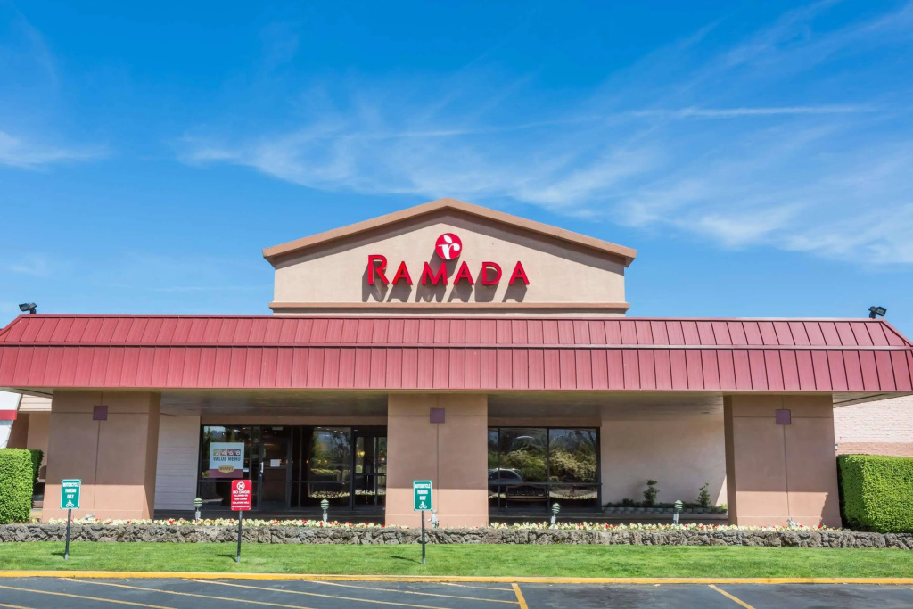 photo 1 of Ramada Hotel & Conference Center by Wyndham Medford