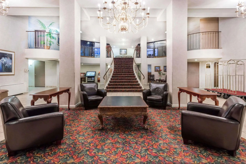 photo 1 of City Center Hotel Milwaukee