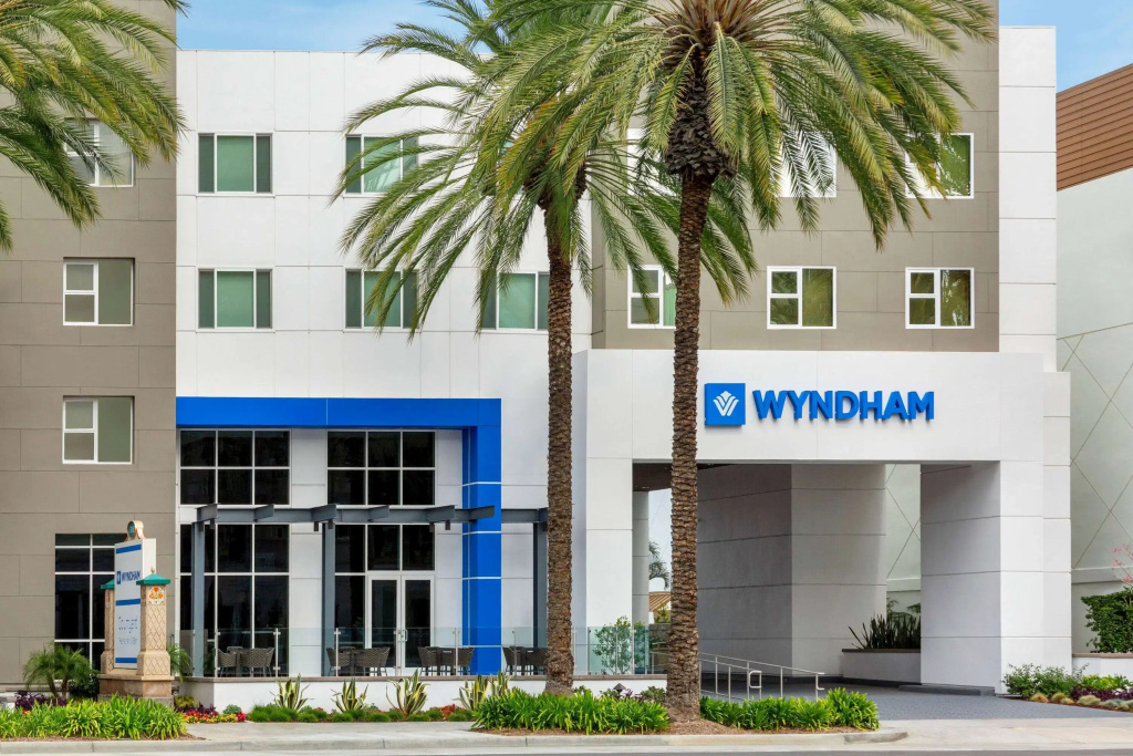 photo 1 of Wyndham Anaheim