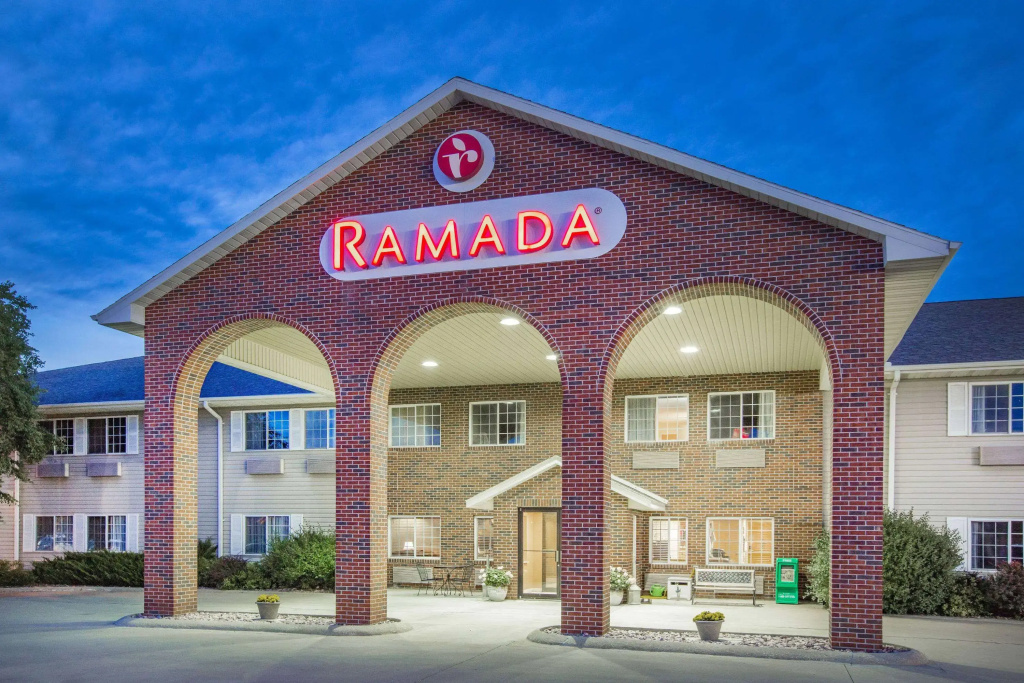 photo 1 of Ramada by Wyndham Spirit Lake/Okoboji