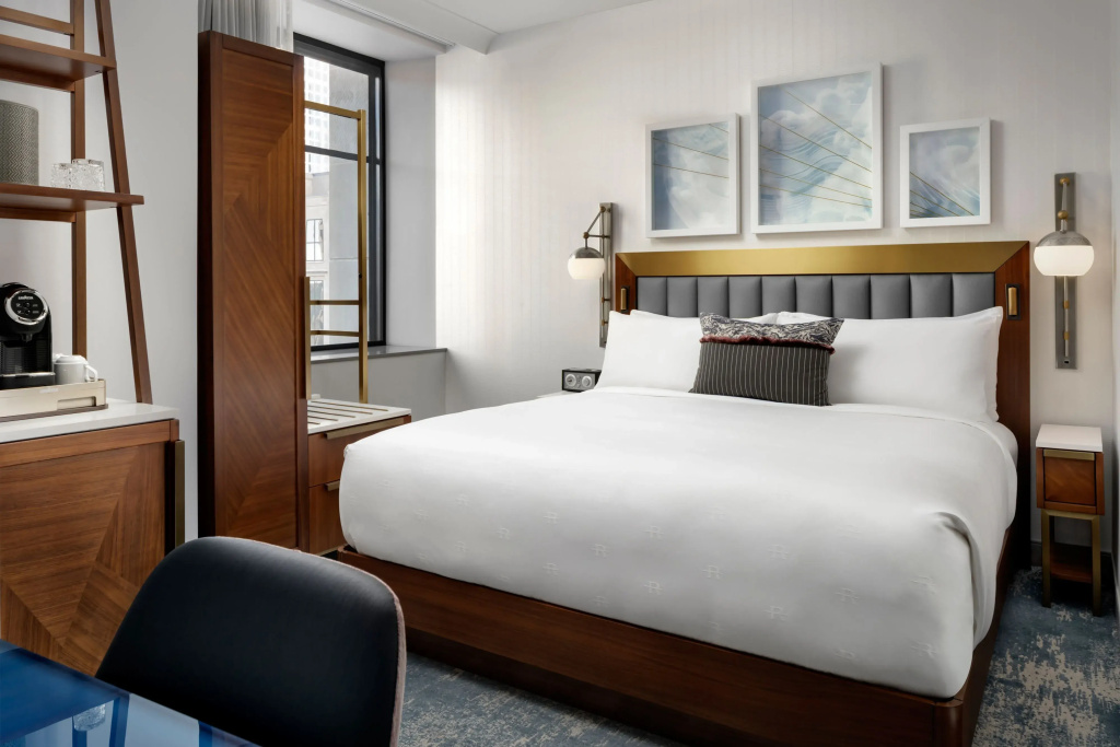 photo 1 of Rand Tower Hotel, Minneapolis, a Tribute Portfolio Hotel