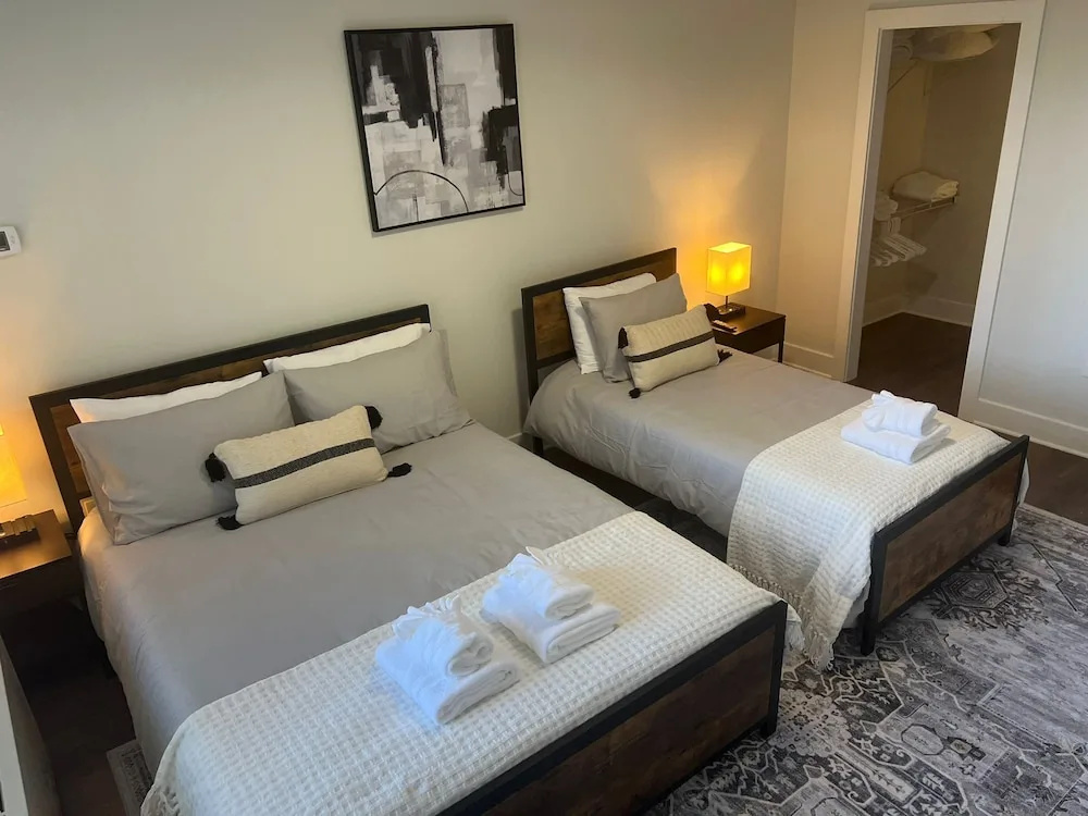 photo 1 of Reagan Airport Apartments