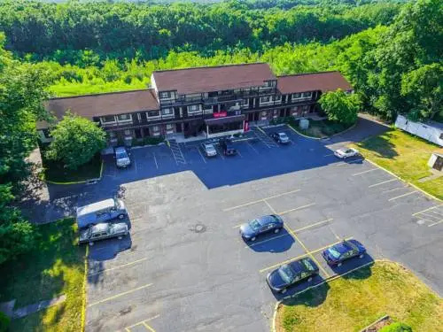 photo 1 of Colonial Inn & Suites