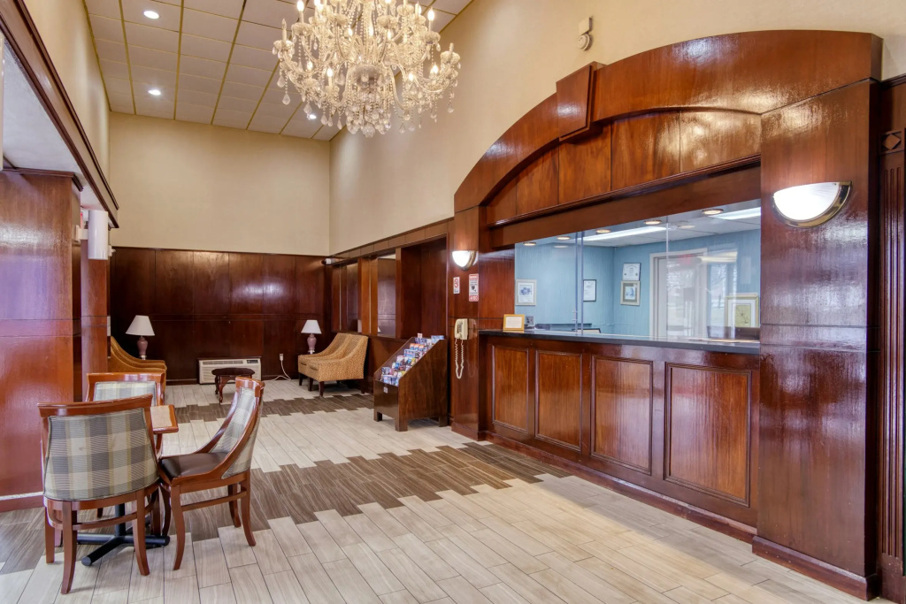 photo 1 of Red Carpet Inn Takoma Park