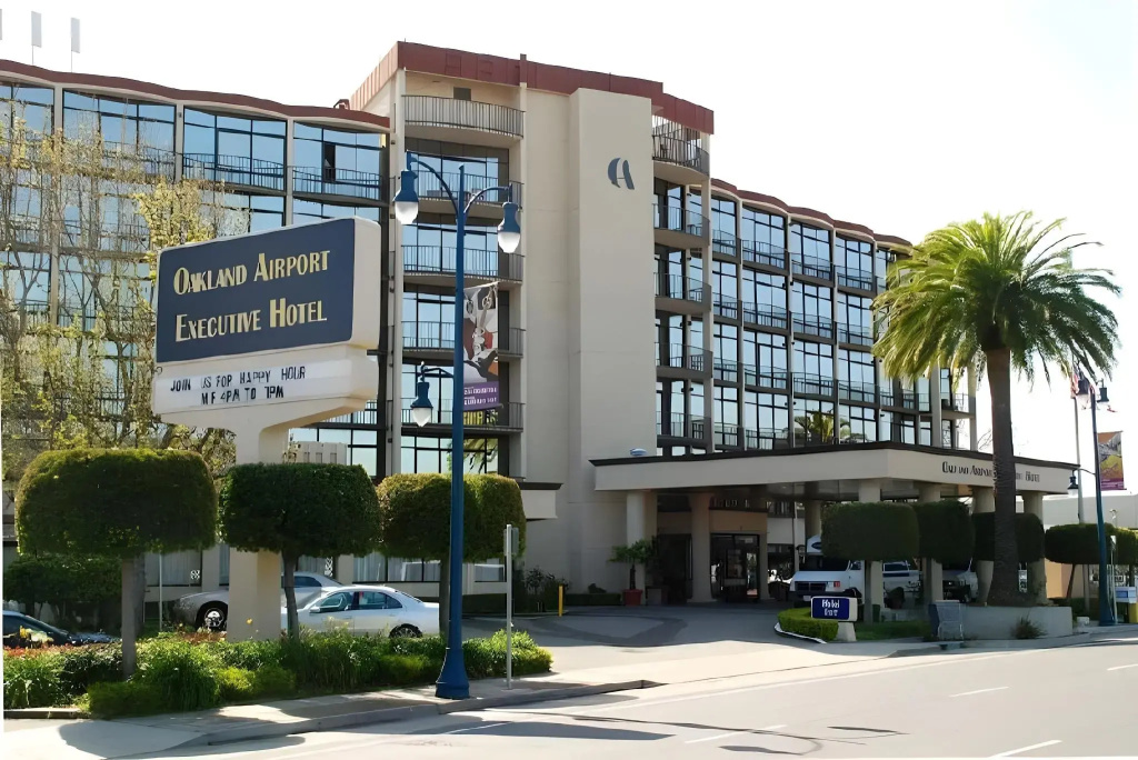 photo 1 of Oakland Airport Executive Hotel