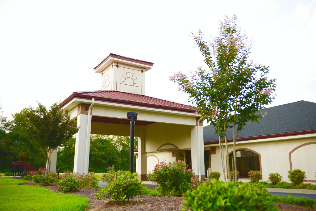 photo 1 of Red Roof Inn & Suites Commerce - Athens
