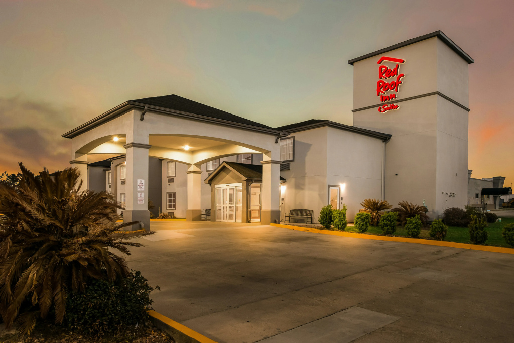 photo 1 of Red Roof Inn & Suites Lake Charles