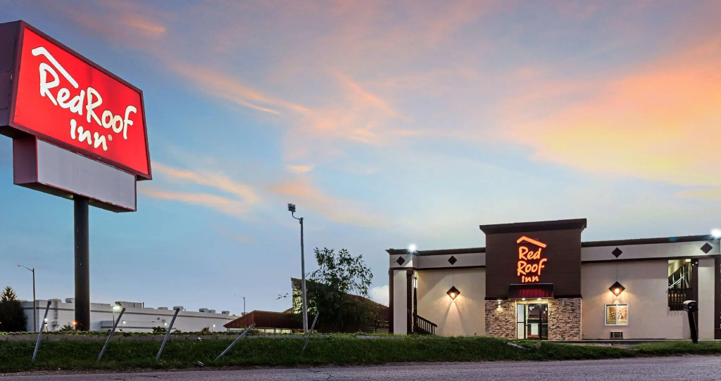 photo 1 of Red Roof Inn Anderson, IN