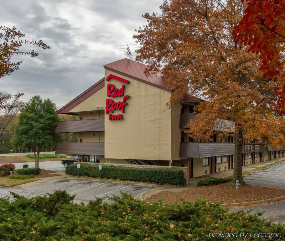 photo 1 of Clarion Pointe Kennesaw Town Center