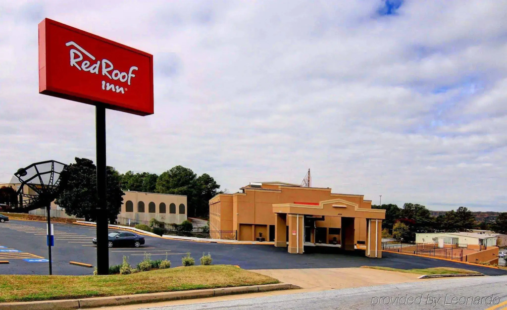 photo 1 of Red Roof Inn Atlanta - Six Flags