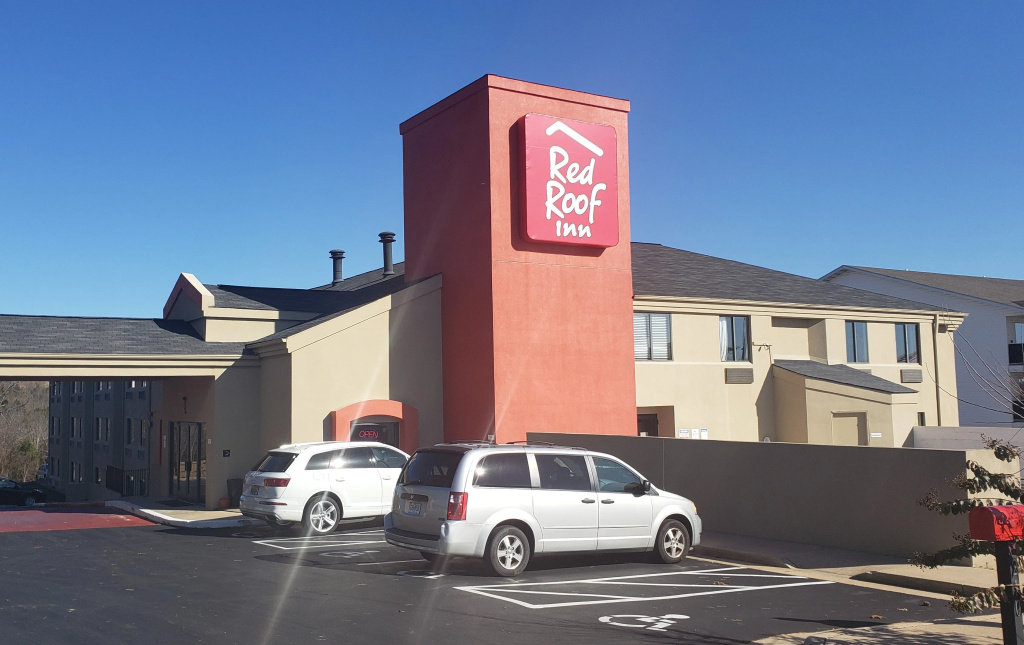 photo 1 of Red Roof Inn Branson
