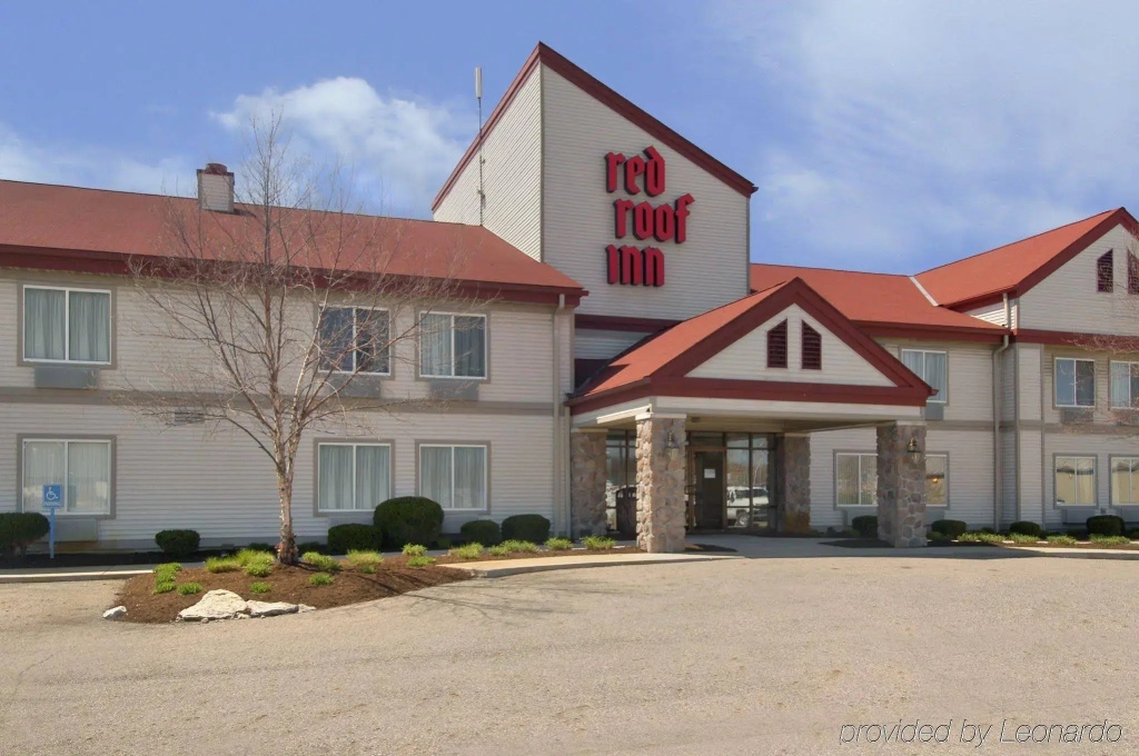 photo 1 of Red Roof Inn Columbus - Hebron