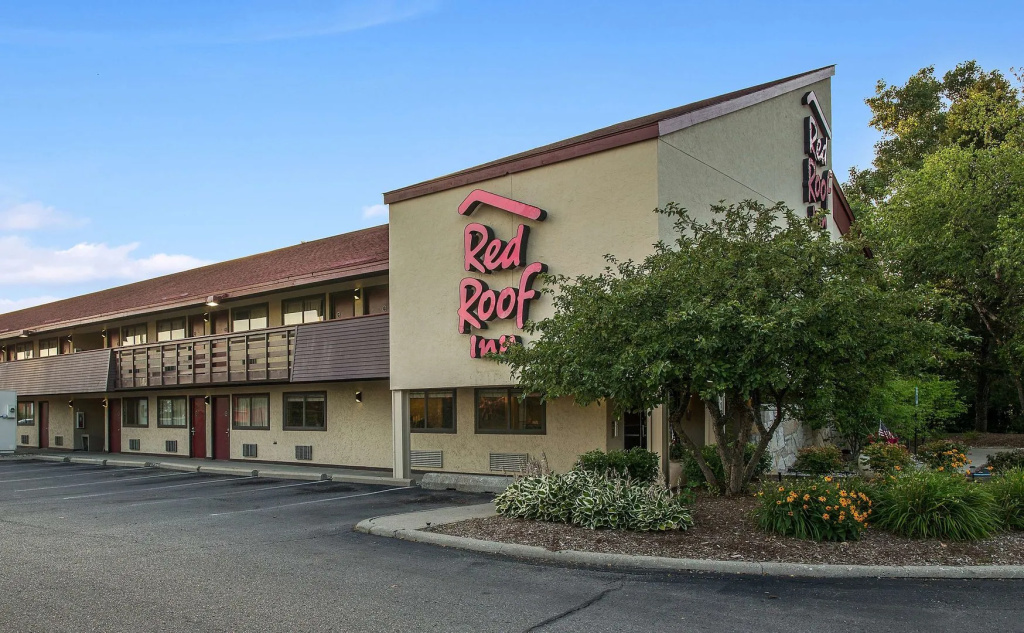 photo 1 of Red Roof Inn Detroit - Dearborn/Greenfield Village