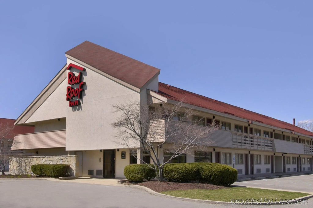 photo 1 of Red Roof Inn Detroit - Roseville/ St Clair Shores