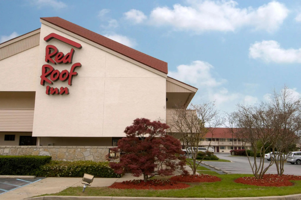 photo 1 of Red Roof Inn Florence - Civic Center