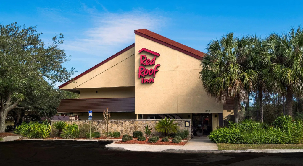photo 1 of Red Roof Inn Jacksonville Airport