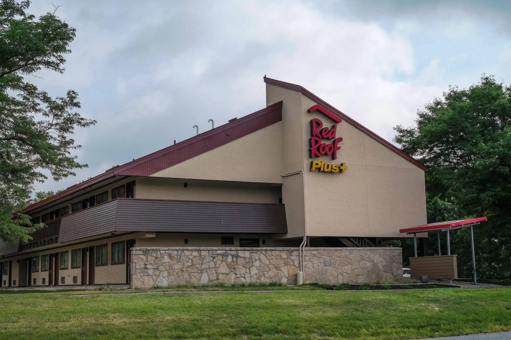 photo 1 of Red Roof Inn PLUS+ Philadelphia Airport