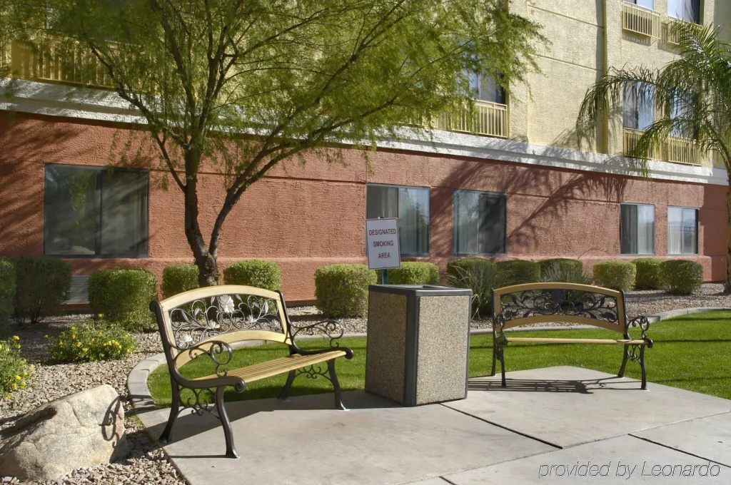 photo 1 of Red Roof Inn PLUS+ Tempe - Phoenix Airport