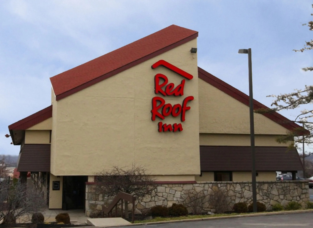 photo 1 of Red Roof Inn PLUS+ Pittsburgh South - Airport