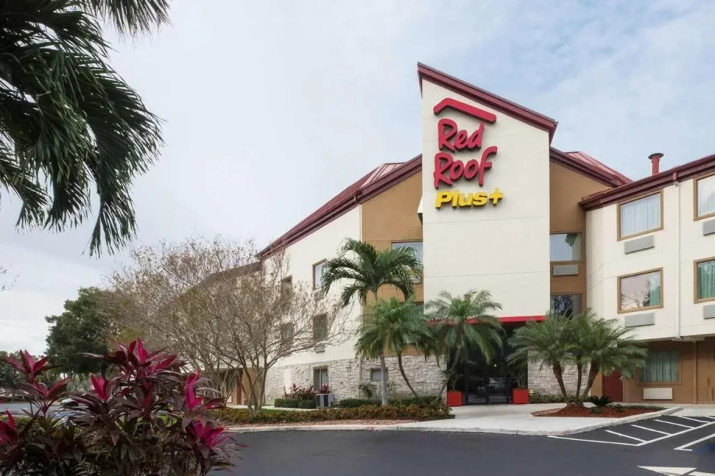 photo 1 of Red Roof Inn West Palm Beach Hotel