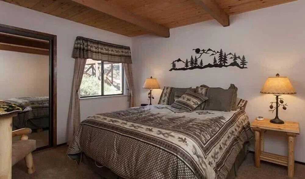 photo 1 of Pinnacle View
