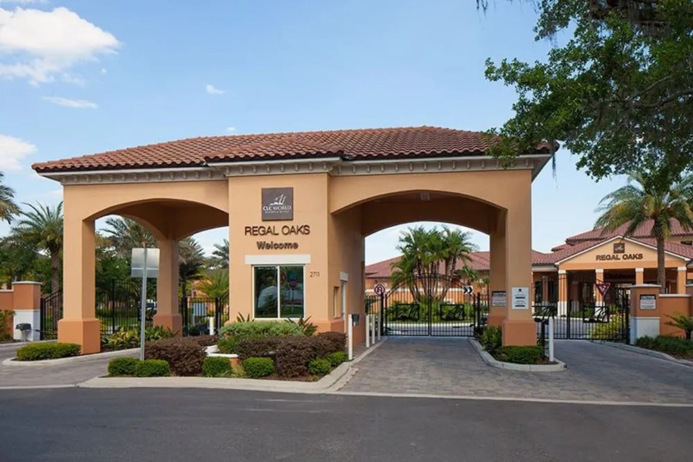 photo 1 of Regal Oaks 2720