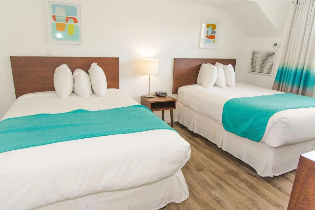 photo 1 of Regency Inn & Suites