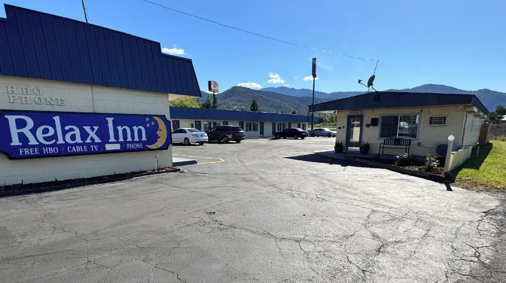photo 1 of Relax Inn At Ashland