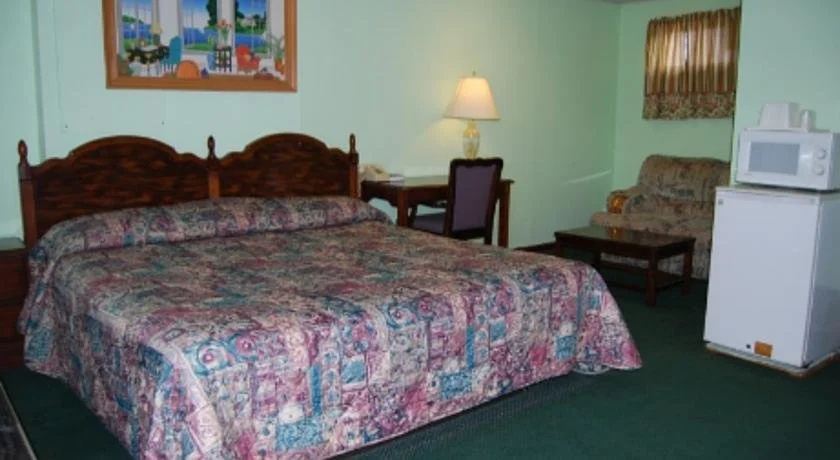 photo 1 of Relax Inn