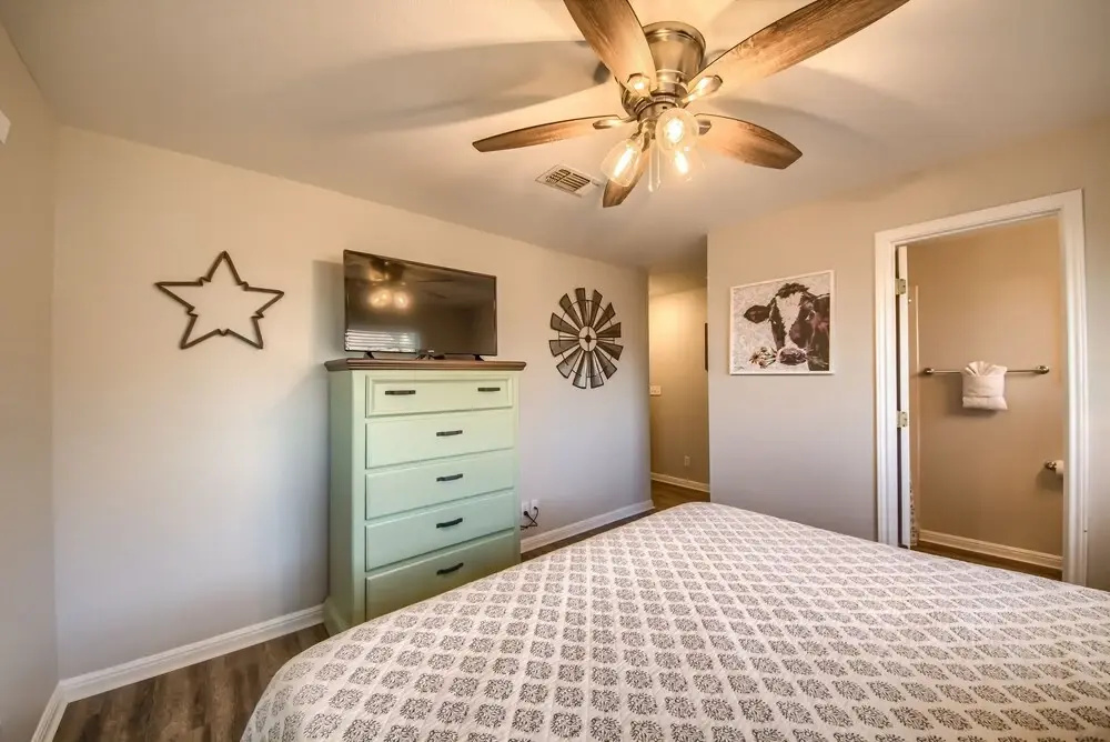 photo 1 of Remington River Ww C201 2 Bedroom Condo by Redawning