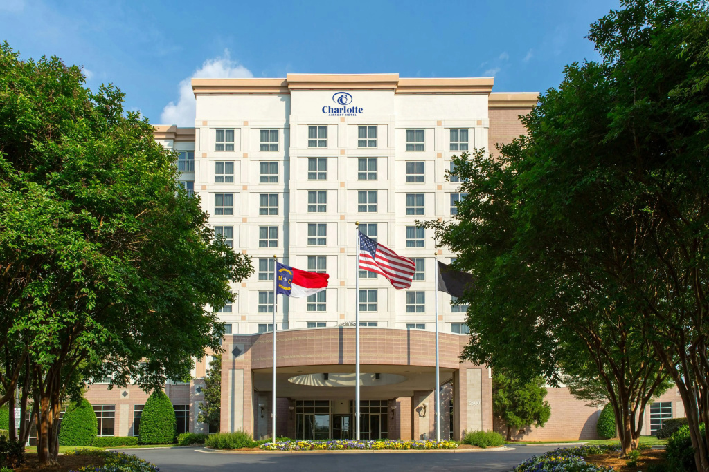 photo 1 of Hilton Charlotte Airport
