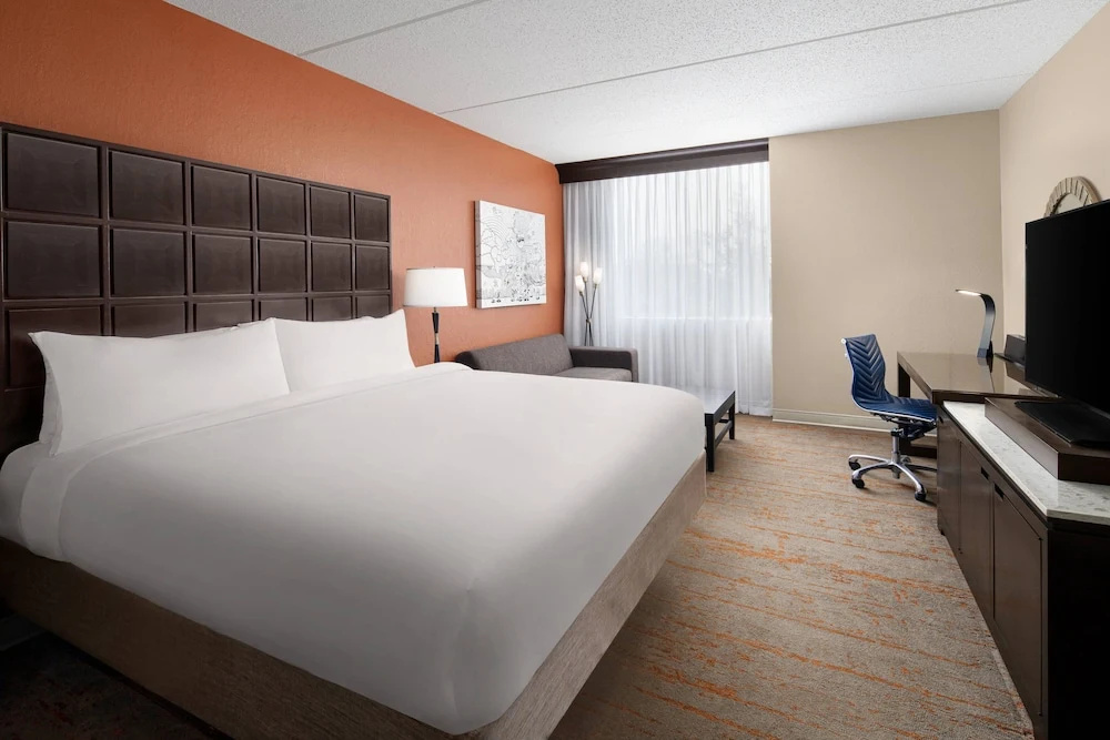 photo 1 of Renaissance Indianapolis North Hotel