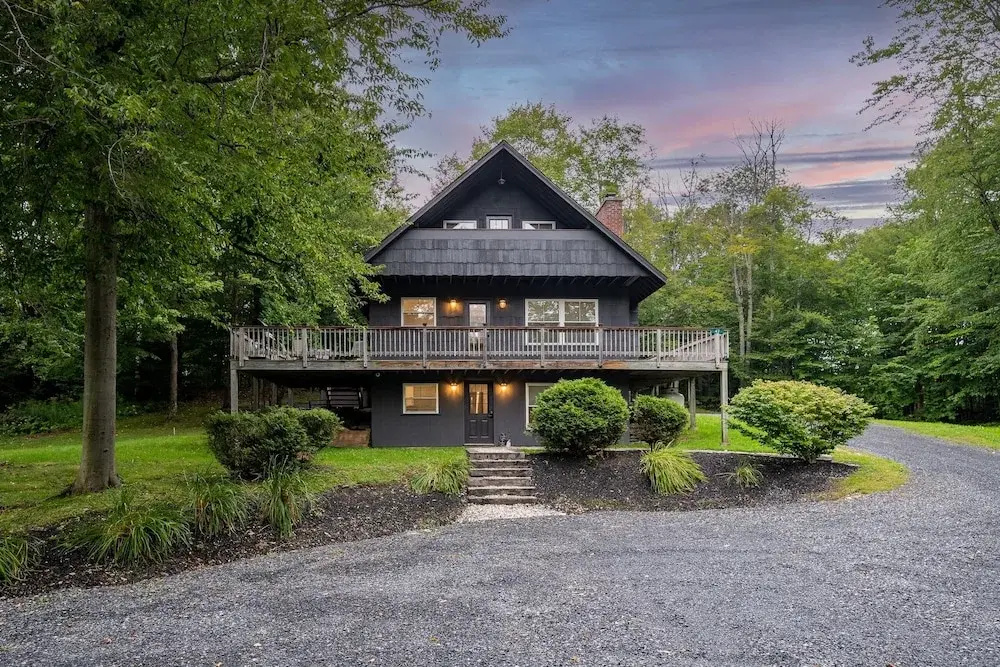 photo 1 of Renovated! Double Dipper: Upper And Lower Level Of Duplex Ski Home At Killington 7 Bedroom Home