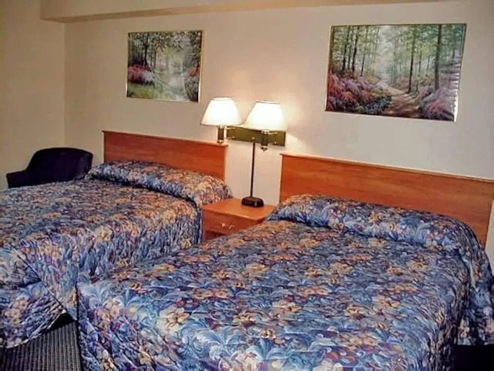 photo 1 of Renton Inn