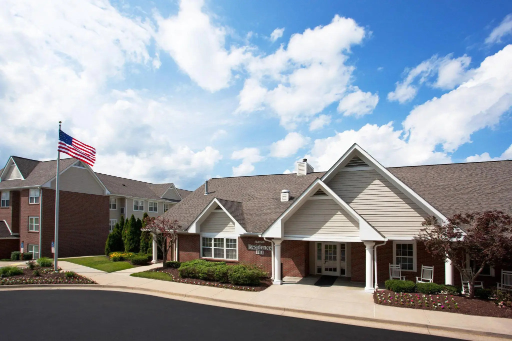 photo 1 of Residence Inn By Marriott Pittsburgh Airport Coraopolis