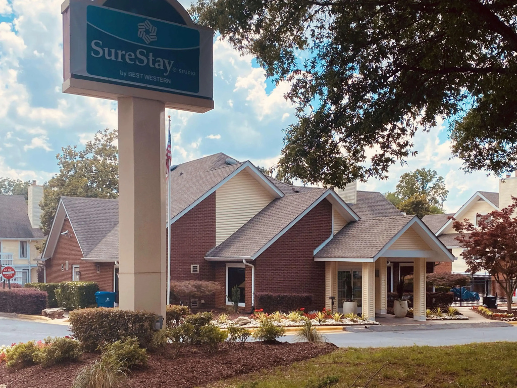 photo 1 of Charlotte Executive Park