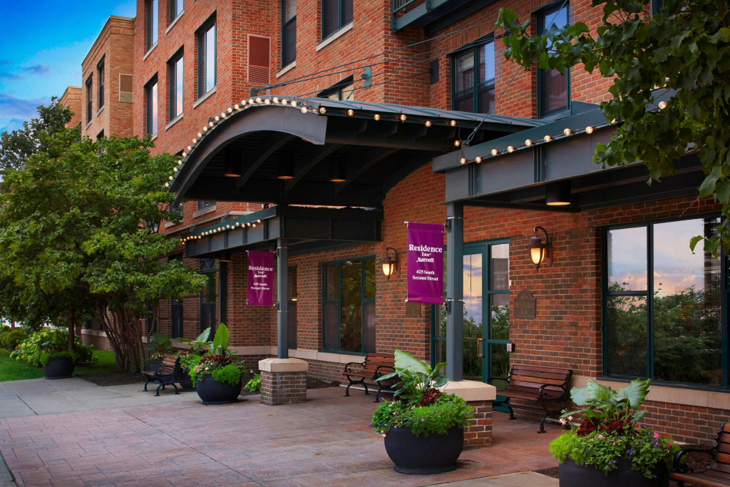 photo 1 of Residence Inn Minneapolis Downtown at The Depot by Marriott