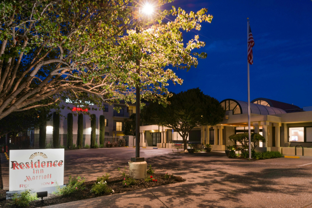 photo 1 of Residence Inn Palo Alto Menlo Park