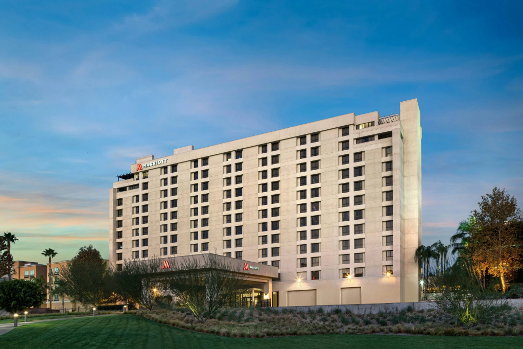 photo 1 of Marriott Riverside at the Convention Center
