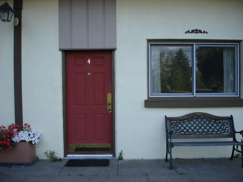 photo 1 of The Riverside Motel