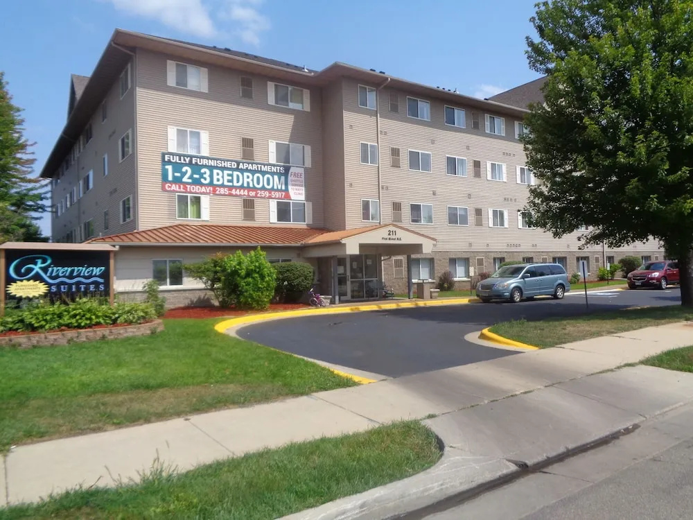 photo 1 of Riverview Suites Apartments on First Street