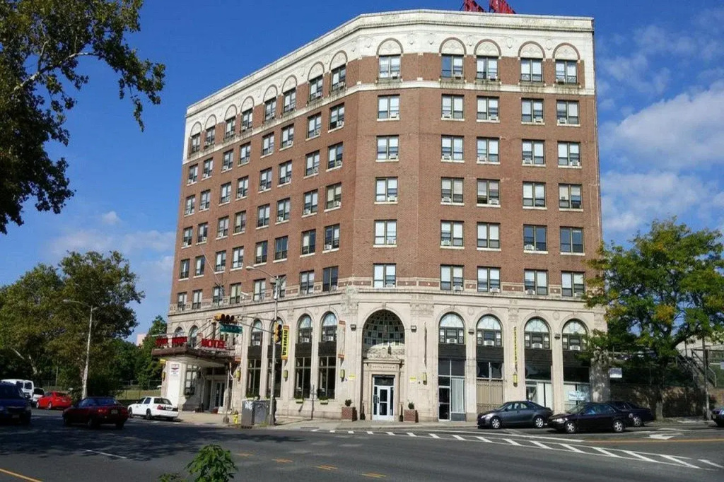 photo 1 of Riviera Hotel