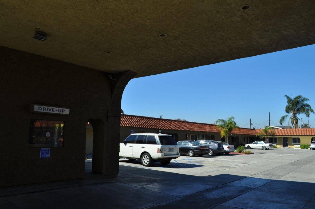 photo 1 of Rocky Inn Motel