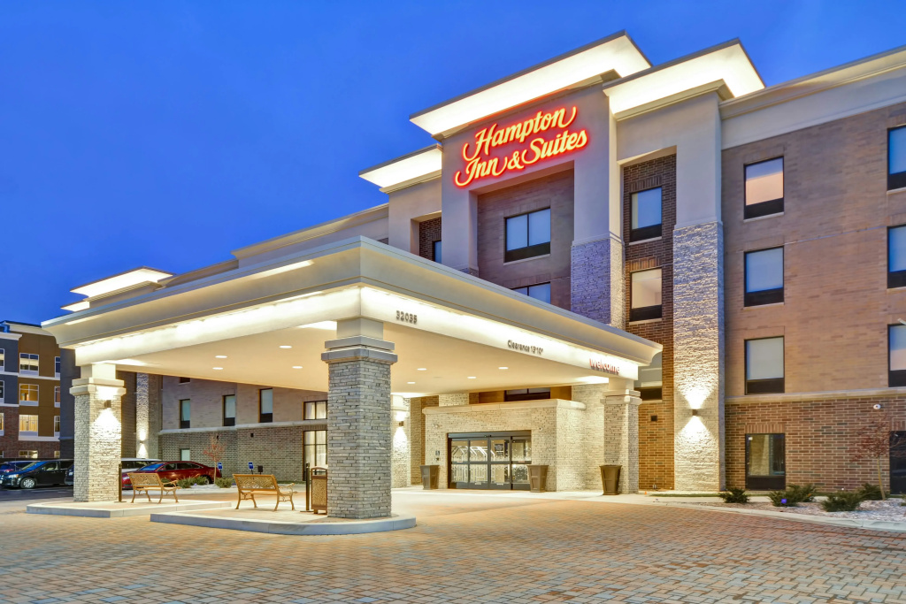 photo 1 of Hampton Inn & Suites Detroit/Warren