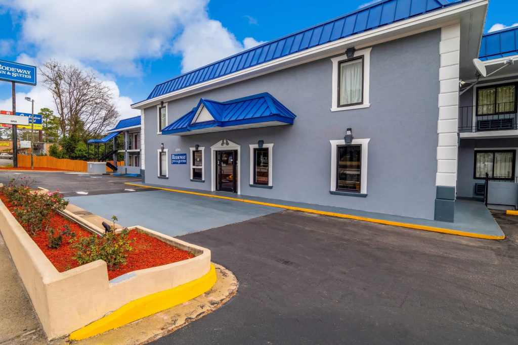 photo 1 of Rodeway Inn & Suites Fort Jackson
