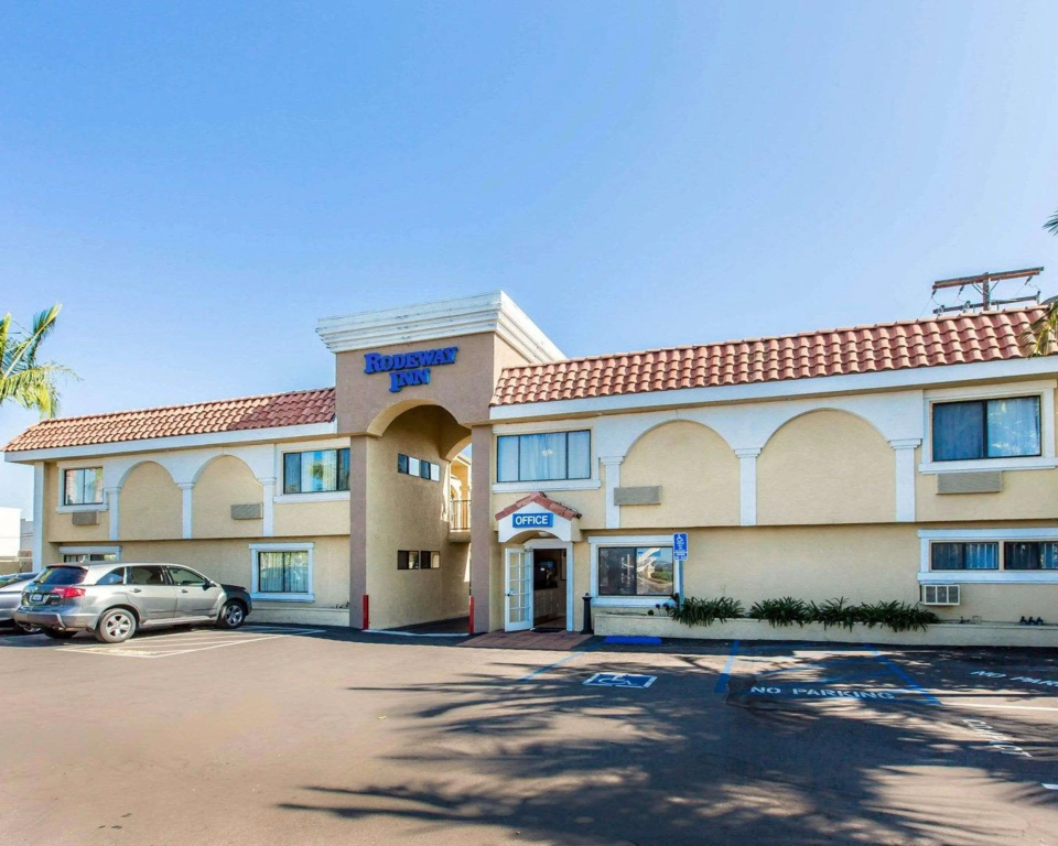 photo 1 of Rodeway Inn & Suites LAX