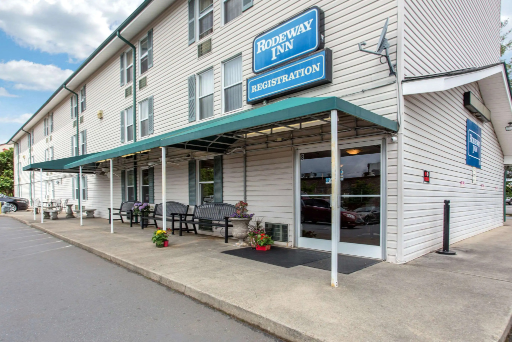 photo 1 of Rodeway Inn Asheville