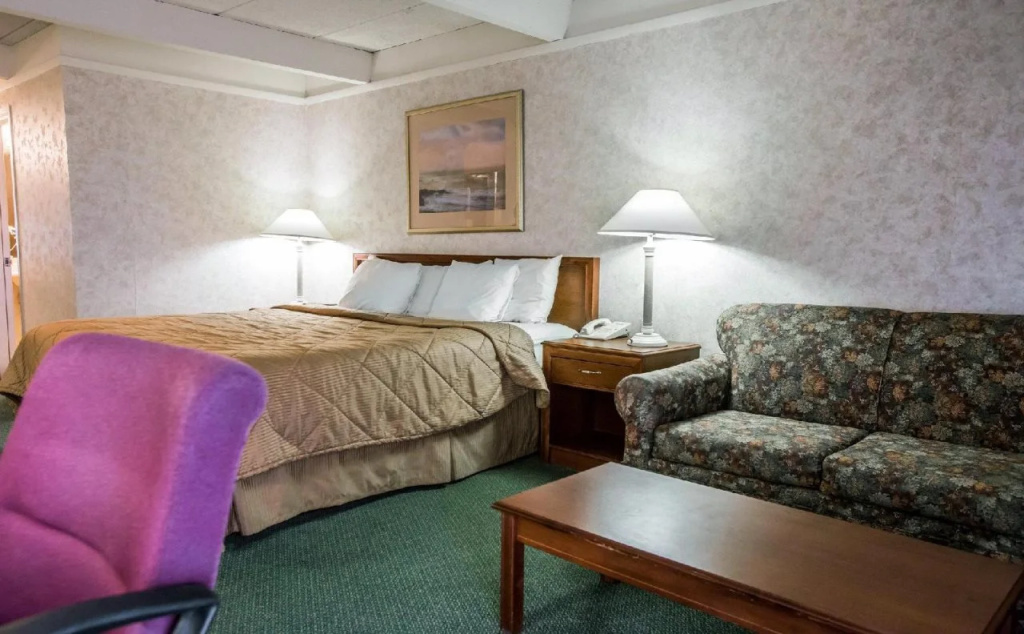 photo 1 of Rodeway Inn